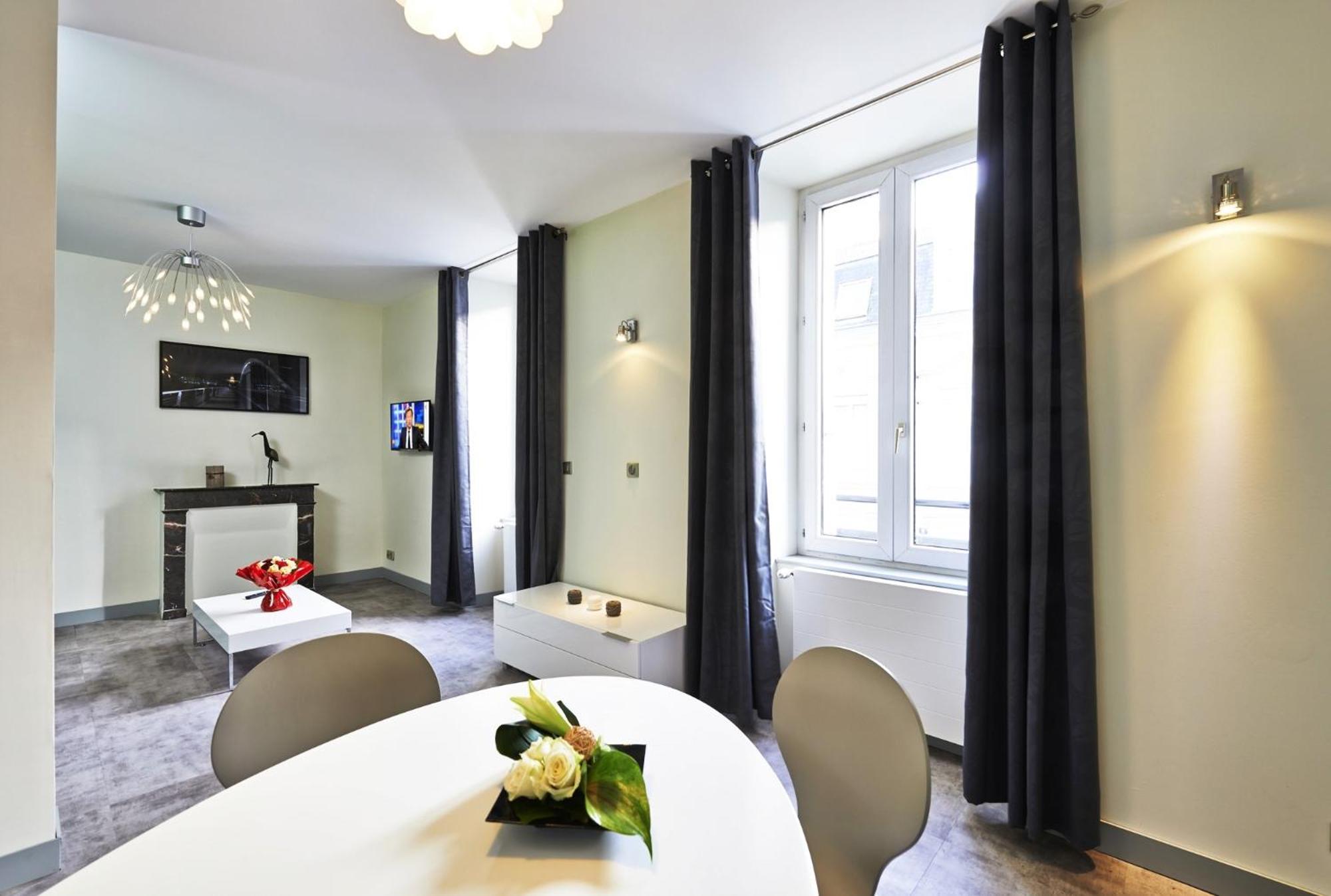 Appartements Rue Lemoine Xxl أنجير المظهر الخارجي الصورة